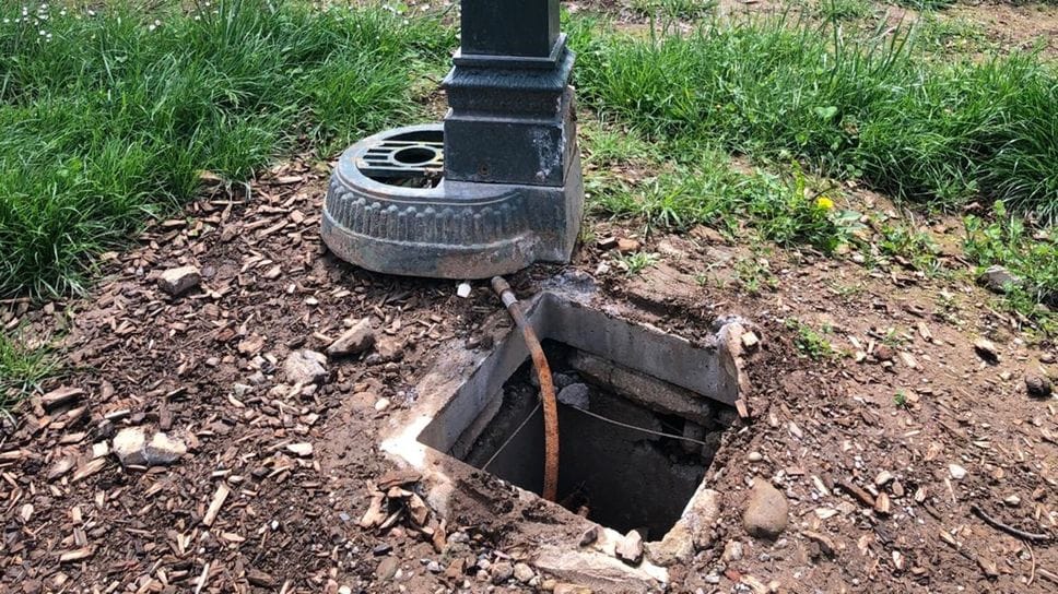 Olgiate, parco nel mirino dei vandali. Un’altra serie di danni