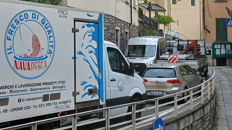 Ultima sulla Regina: «Via gli spigoli e niente più code»