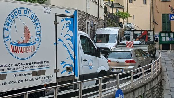 Ultima sulla Regina: «Via gli spigoli e niente più code»