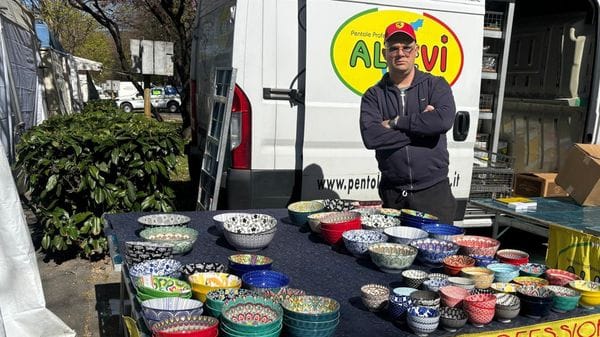 La burocrazia sbaglia, il Comune non rimedia. Escluso dalla fiera