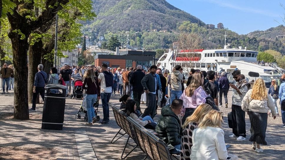 Pasquetta in città, dalla Navigazione alla funicolare, code ovunque
