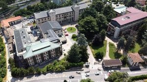 Erba, le code in ospedale: per dermatologia sei mesi d’attesa