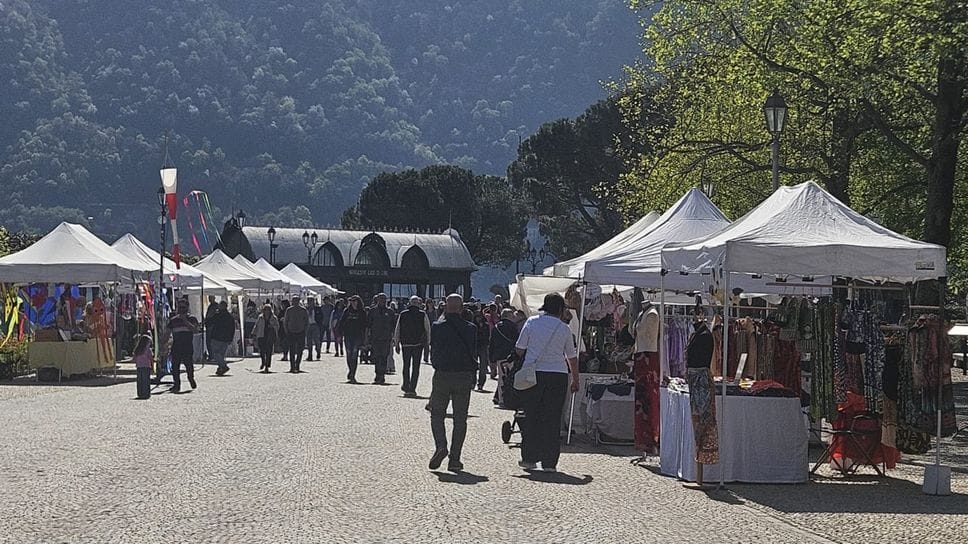 Polemica sulla Riva “dimenticata”: «Non è vero, nuove panchine e lavori»