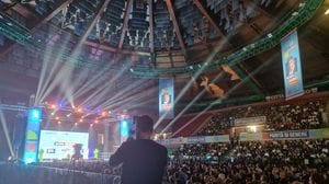 Clooney agli studenti: «Le parole di Trump sull’Iran? Crimine di guerra»