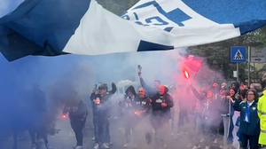 Tifo azzurro in estasi: non sappiamo più chi siamo