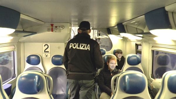 Cantù, fermato sul treno con la droga: arrestato