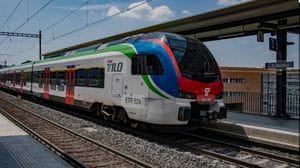 Trenord, ancora problemi. Como-Milano in 2 ore e  lunedì c’è sciopero