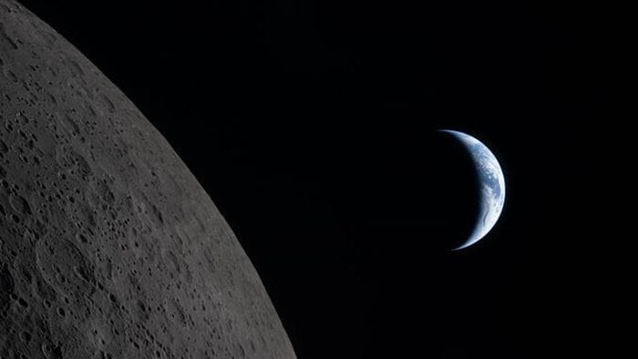 Marte impossibile, torna in auge la Luna