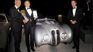 Concorso di eleganza di Villa d’Este: la BMW 328 Bügelfalte è la vettura più bella