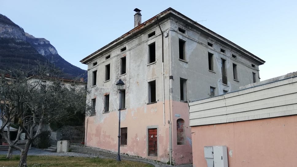 Tremezzina, via al cantiere per il nuovo “5 stelle”. Per quasi un mese senso unico di notte