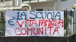 «Non chiudete la scuola di Socco». Nasce il comitato per salvarla