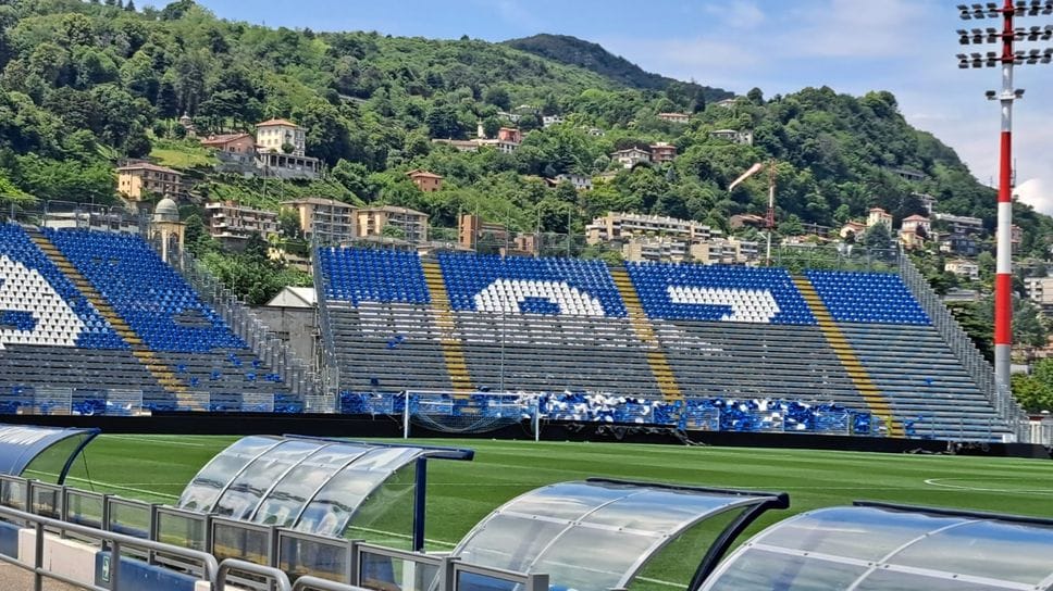 Nuova curva, i lavori volano: via  i tubolari e campo ancora allargato