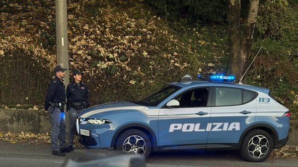 Ruba un chilo di oro a una pensionata e tenta la fuga: arrestato 27enne 