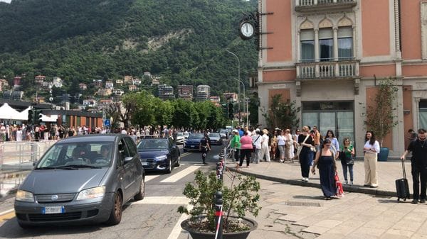 Barriere architettoniche sul lungolago: 17 membri della maggioranza hanno  votato contro l’eliminazione