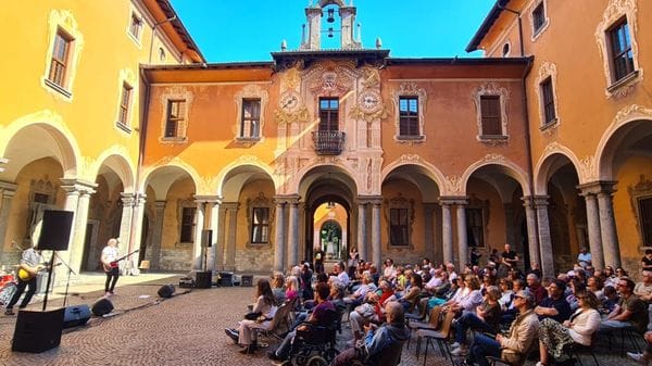 “Bellezze interiori” fa riscoprire la città. Musica in giardini pensili e cortili privati