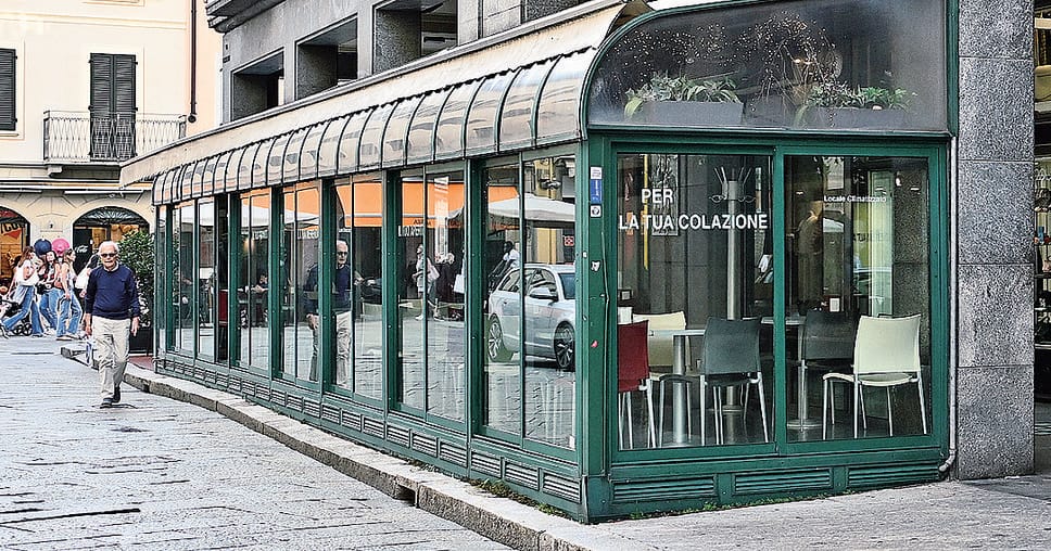 Il Tar dice stop alle demolizioni. Traballa la delibera anti “dehors”