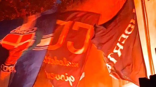 La festa in piazza dei tifosi del Como: notte magica e incredibile