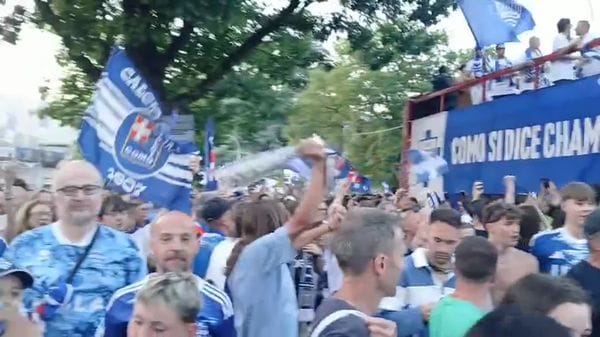 LIVE - La festa del Como in città