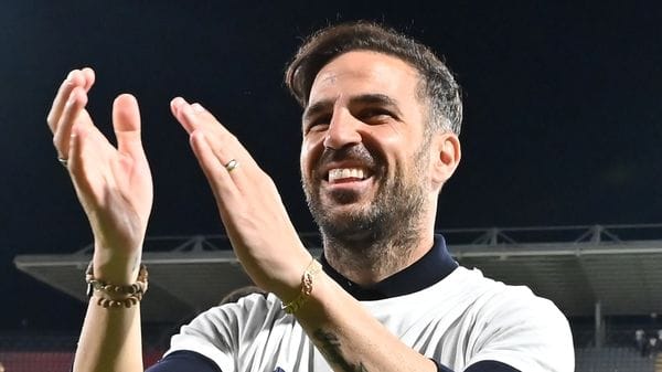 Cesc zittisce tutti