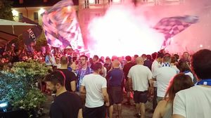 E piazza Volta diventa la curva