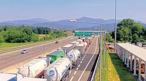 Tir, che caos per la dogana. Disagi non solo in autostrada