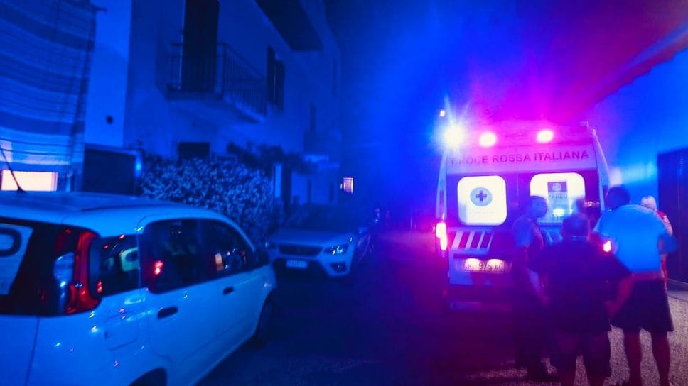 Cantù, ragazzina di 15 anni cade dalla finestra. Ricoverata in ospedale