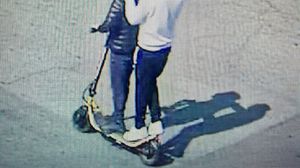 In monopattino a noleggiare l’auto per la rapina