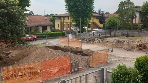 Perticato, lavori al via in zona cimitero. In arrivo trenta posti auto e un parchetto