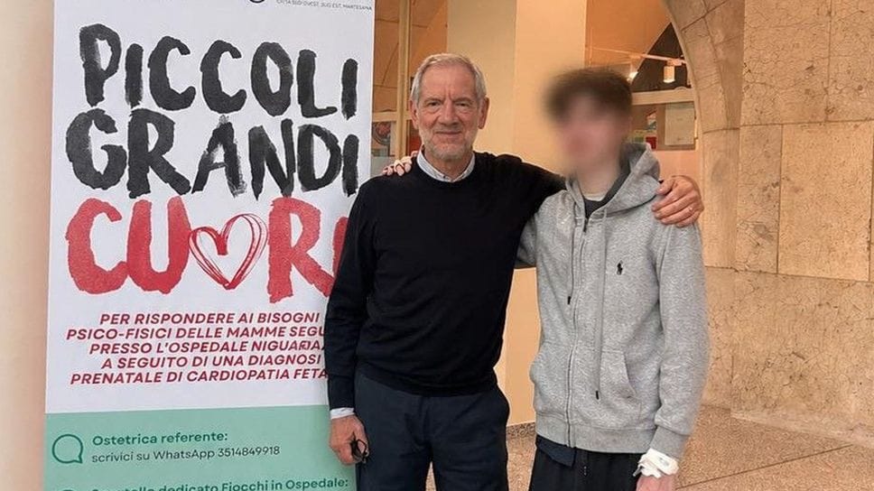 La mamma di Lorenzo sopravvissuto al rogo di Crans-Montana: «Un miracolo, abbiamo tremato»
