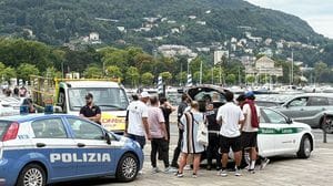 L’offensiva contro i “buttadentro”: ora li portano via anche in manette