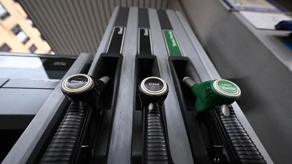 Prezzi dei carburanti, a Como nuovi controlli della Guardia di Finanza