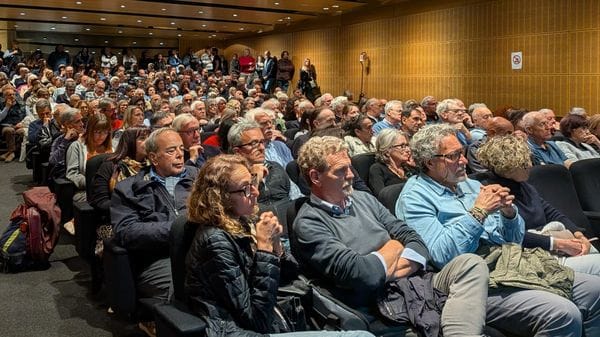 Il futuro dello stadio Sinigaglia in equilibrio tra estetica e funzionalità