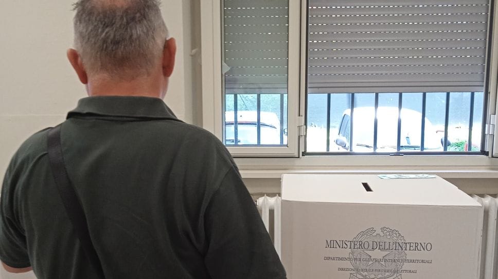 Soffia vento populista sulla tenuta della società