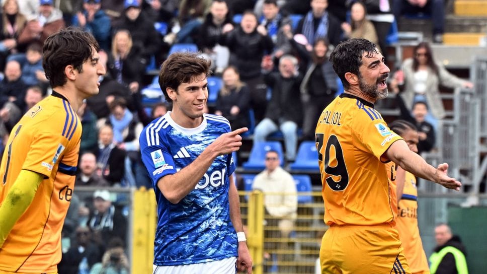 Perrone ai microfoni di TMW: «Fabregas? Mi ha fatto crescere, è tanto importante per me»