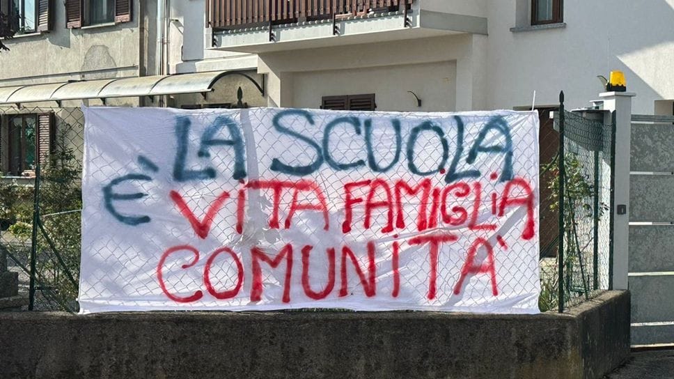 Socco non ci sta: protesta pacifica contro la chiusura delle scuola