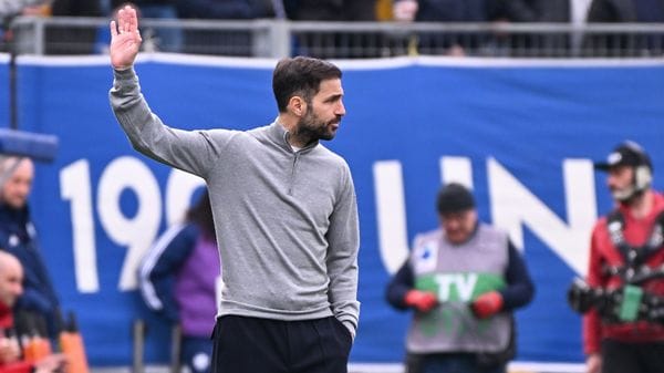 Compleanno in famiglia per Fabregas: foto e video dal ristorante