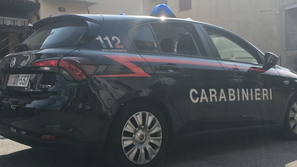 Maltrattamenti nei confronti della compagna: a Cantù soccorsa una donna e arrestato l’autore delle violenze