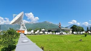 Centro spaziale del Lario: inviato un segnale radio verso la Luna