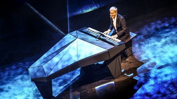 Polmonite per Baglioni, salta il “Grand Tour” e anche il concerto previsto per l’11 luglio a Villa Erba