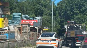 Scontro tra moto e autogru a Casnate