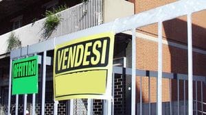 Prezzi bassi e migliore qualità di vita. I milanesi puntano l’area comasca