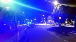 Rivale ferita al volto con la lametta. In ospedale anche l’uomo intossicato