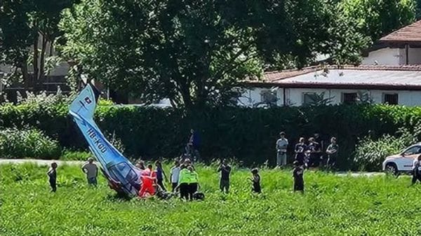Cade un ultraleggero, gravissimi i due occupanti