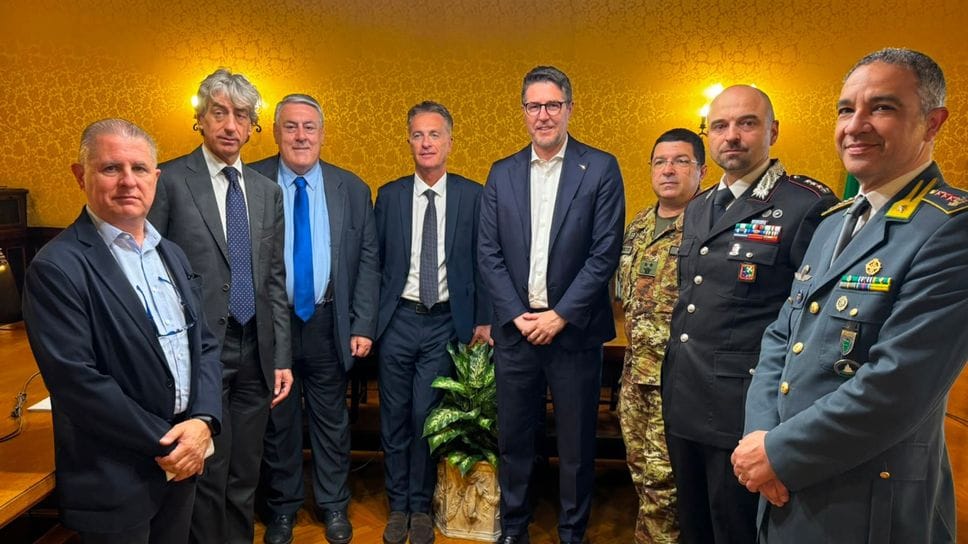 Controlli, arriva l’Esercito in stazione. «Una presenza contro degrado e risse»