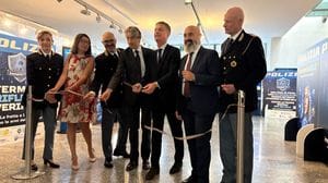 «Così rubano le nostre vite»: truffe on line e come evitarle