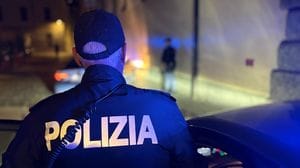Baby gang segue e rapina un uomo nel “salotto buono” di Como
