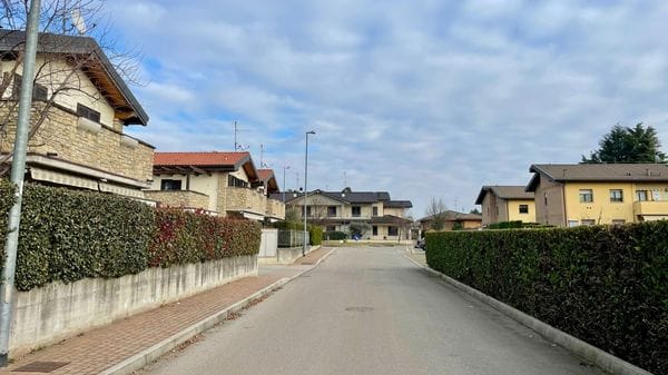 Bregnano, serie di furti e tentate incursioni nelle case: preoccupazione tra i residenti