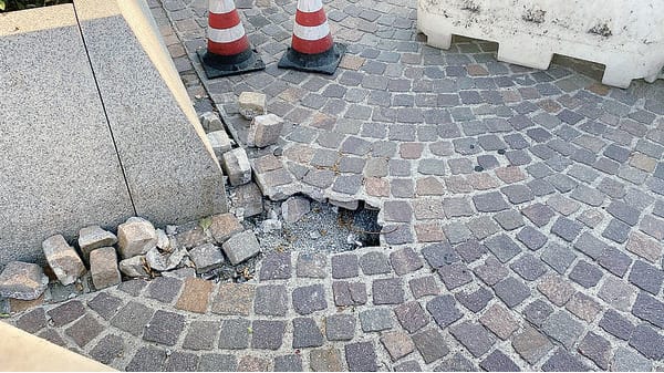 Lungolago, diciott’anni di lavori e la pavimentazione è già a pezzi