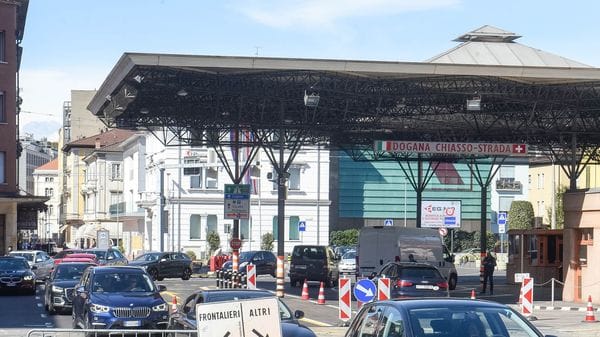 Svolta frontalieri: possibile rinvio della tassa sulla salute 