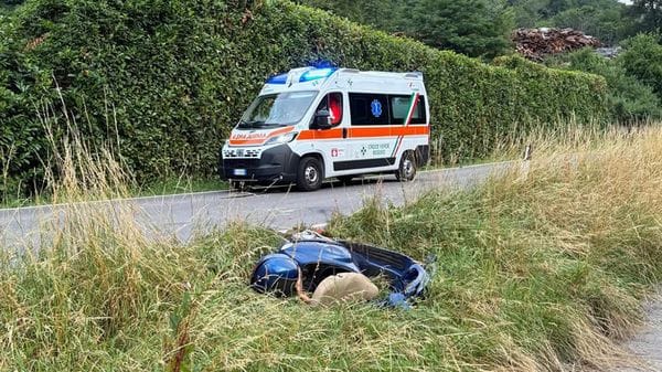 Scontro tra moto a LasnigoUn ventenne è in fin di vita